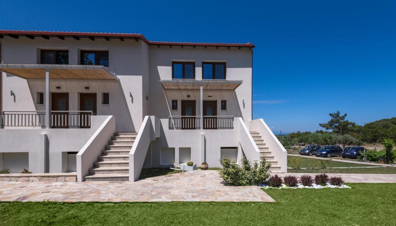 לריסוס Dionysus Apartments & Suites מראה חיצוני תמונה