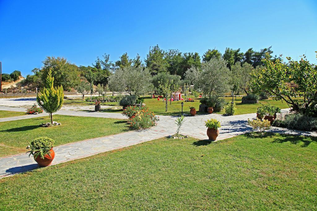 לריסוס Dionysus Apartments & Suites מראה חיצוני תמונה